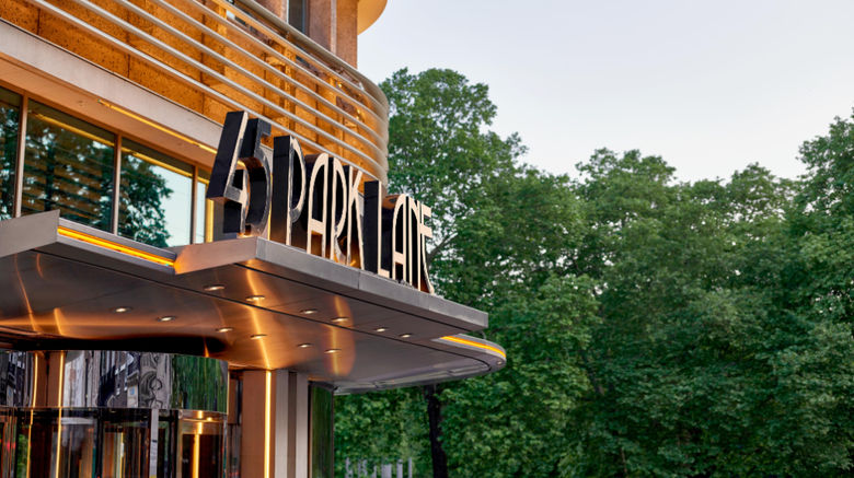 <b>45 Park Lane Exterior</b>