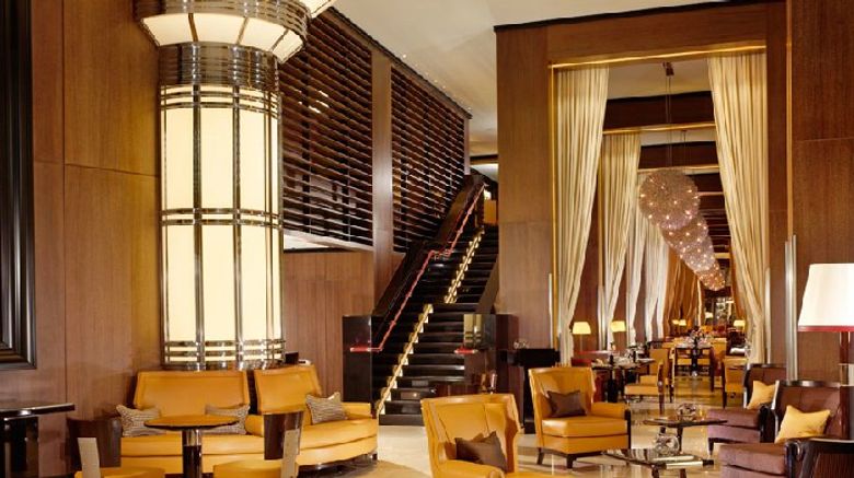 <b>45 Park Lane Lobby</b>