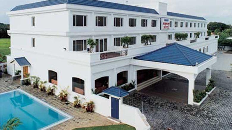 Abad Airport Hotel Exterior