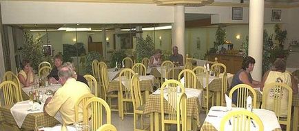 Tropical Park Apartments Restaurant
