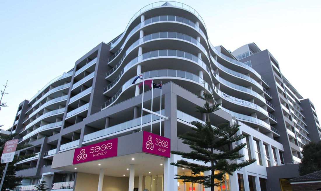 Sage Hotel Wollongong Exterior