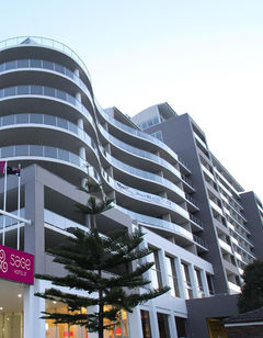 Sage Hotel Wollongong