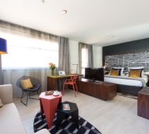 Capri by Fraser, Barcelona Room