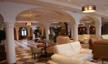 Insignia Hotel Dosa