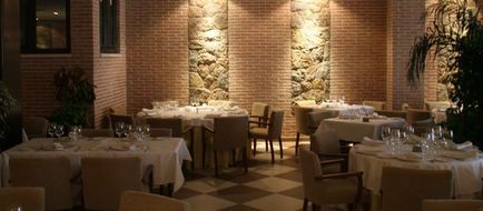 Insignia Hotel Dosa Restaurant