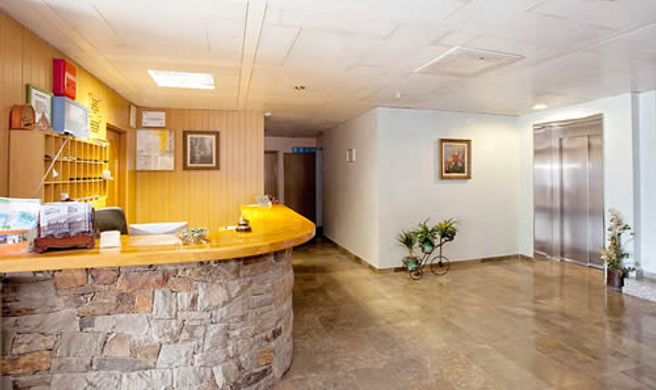 Sant Pere II Lobby