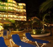 Solarium Coronado Beach Pool