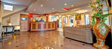 Hotel PR Residency Lobby