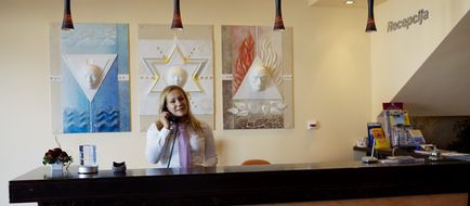 Hotel As Lobby