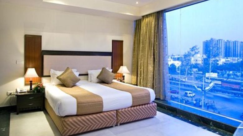 <b>Clarks Inn Pacific Mall Room</b>