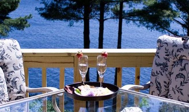 Inn on Lake Wissota Room