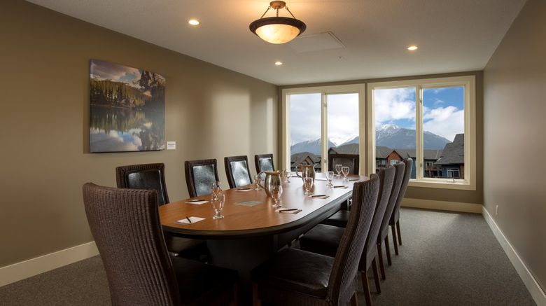 <b>Solara Resort & Spa Meeting</b>