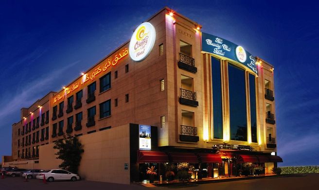 The Country Club Hotel Bur Dubai Exterior