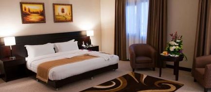 Monroe Hotel Bahrain Room