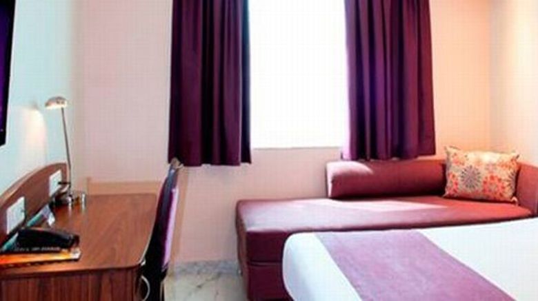 Caspia Hotel Bengaluru Room