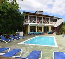 Bay View Villas Pool