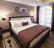 Epoque Hotel Relais & Chateaux Bucharest Room