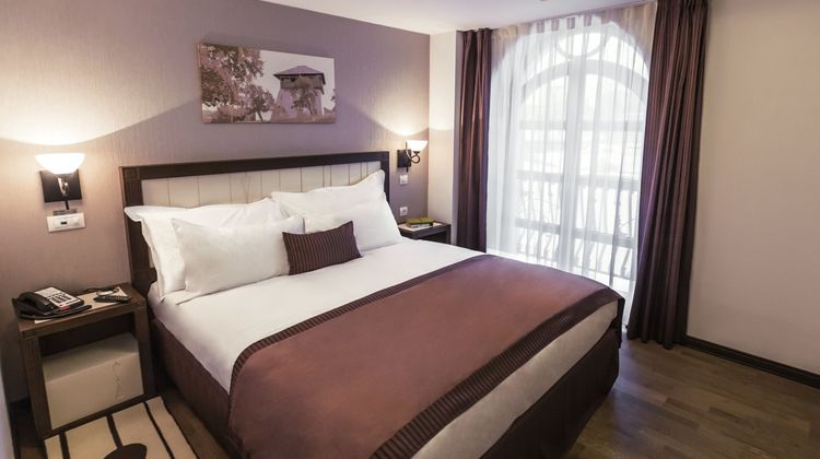 Epoque Hotel Relais & Chateaux Bucharest Room