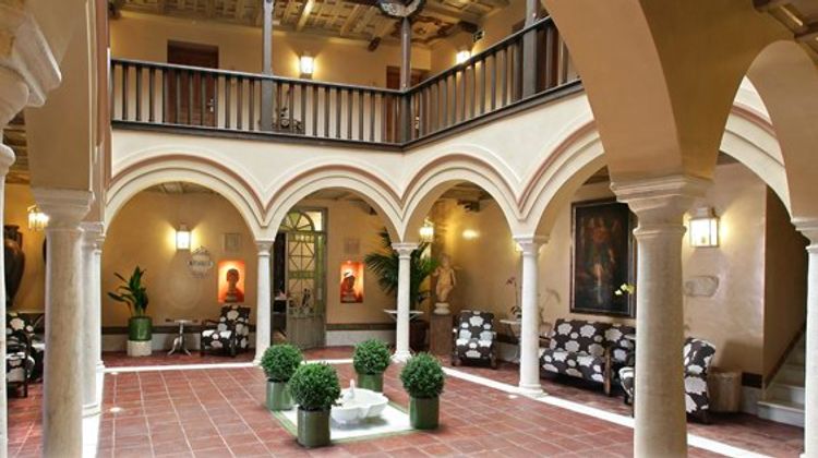 Hotel Sacristia Santa Ana Lobby