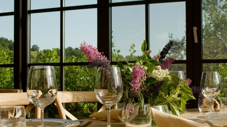 <b>La Tavola Dei Cavalieri Banquet</b> <b>La Tavola Dei Cavalieri Banquet</b>