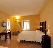 La Tavola Dei Cavalieri Room