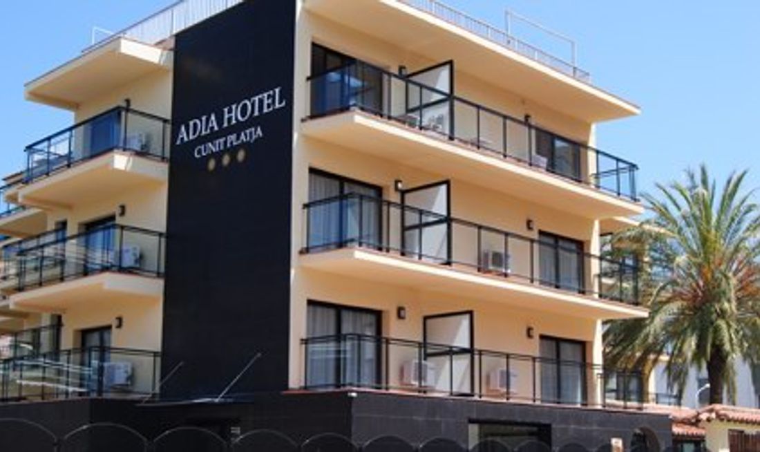 Adia Hotel Exterior