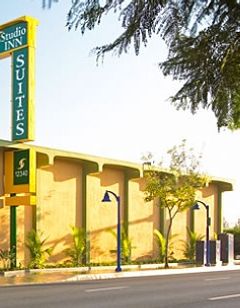 Studio Inn & Suites