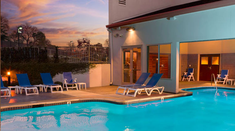 Lodge at Feather Falls Casino Pool