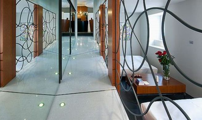 Hotel Metropolis Lobby