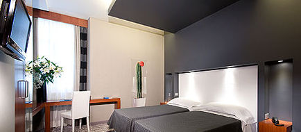 Hotel Metropolis Room