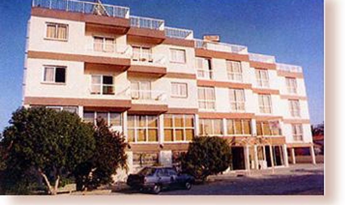 Onisillos Hotel Larnaca Exterior