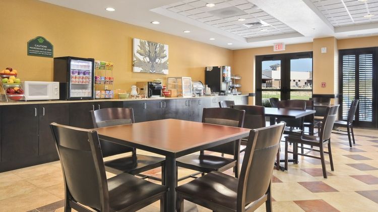 Wingate by Wyndham Frisco Restaurant