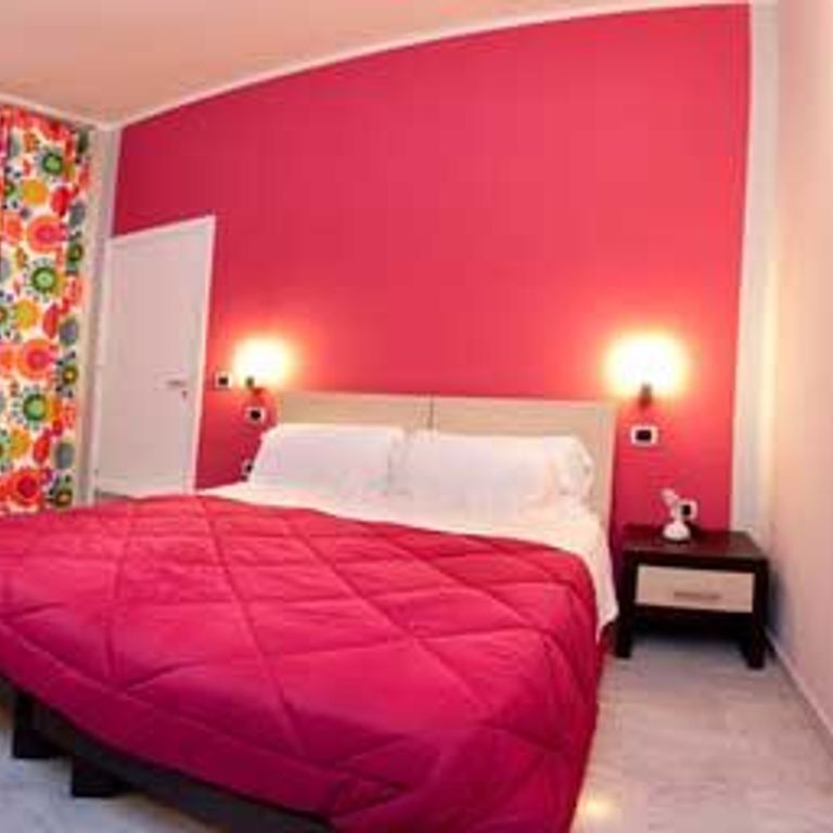 H Rooms Boutique Hotel