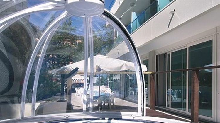 Hotel Cristallo Exterior