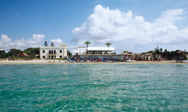 Delfino Beach Hotel Exterior
