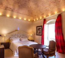 Palazzo Gattini Room