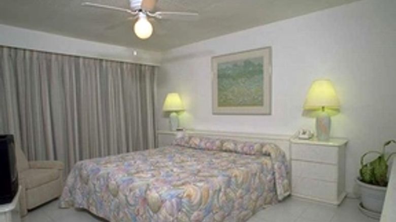 <b>Simpson Bay Resort & Marina Room</b>