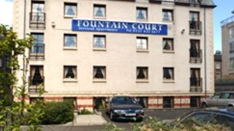 Fountain Court Apartments - Grove Exterior