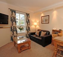 Fountain Court Apartments - Grove Suite
