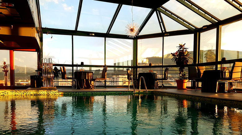 <b>Hotel Arka Pool</b>