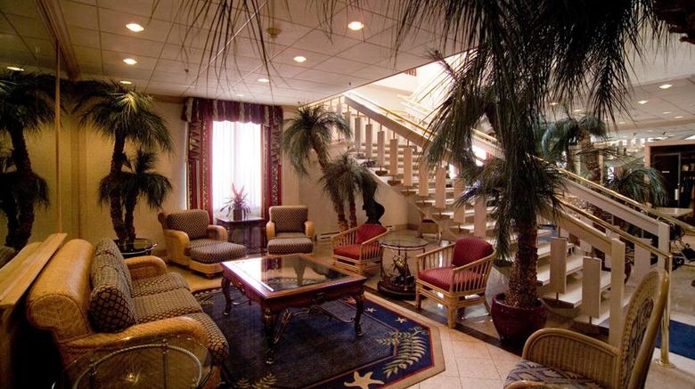 <b>Marigot Beach Suites Lobby</b>
