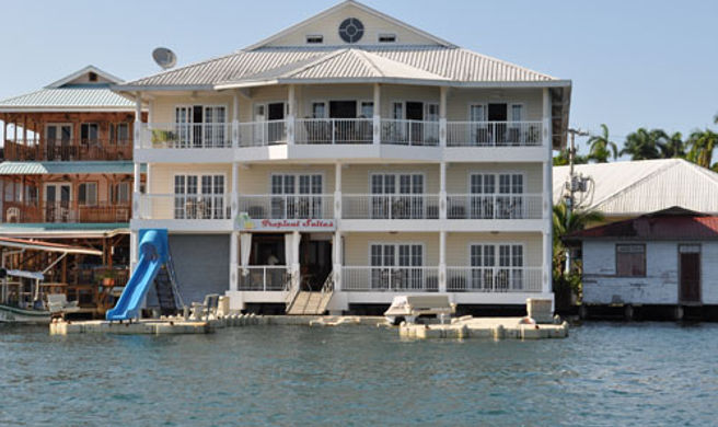 Tropical Suites Exterior
