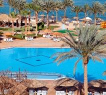 Continental Hotel Pool