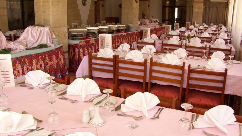 <b>Eatabe Luxor Hotel Restaurant</b>