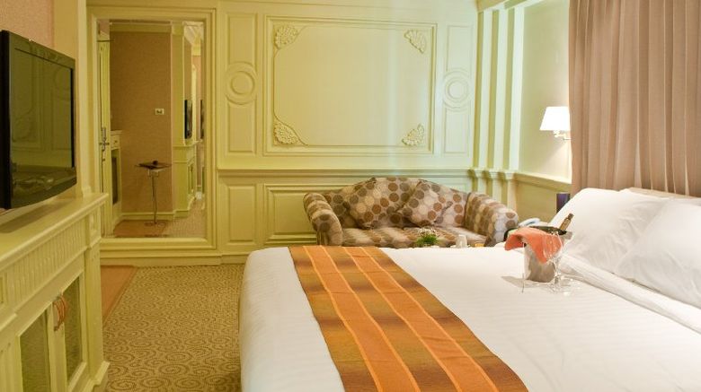 Kingston Suites Bangkok Room
