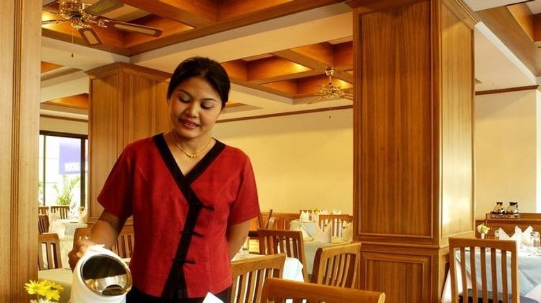 <b>Inn Patong Beach Hotel, Phuket Restaurant</b>