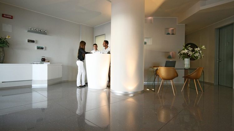 Blu Suite Hotel Lobby