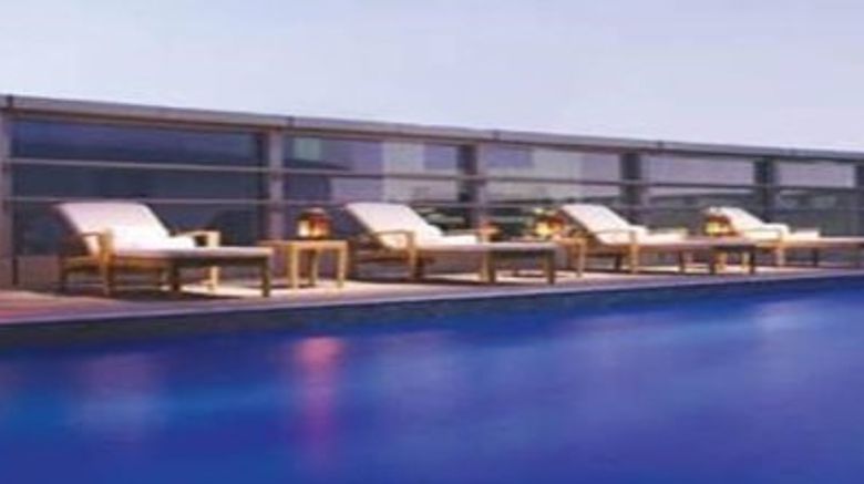 <b>Emirates Grand Pool</b>