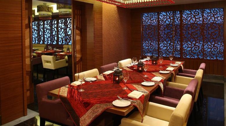 <b>Emirates Grand Restaurant</b>