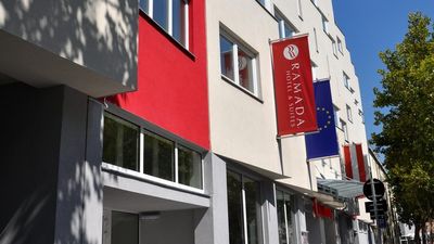 Fourside Hotel & Suites Vienna